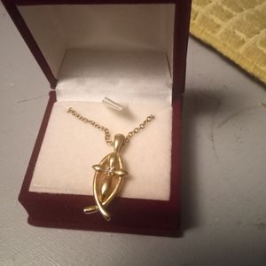 Avon necklace